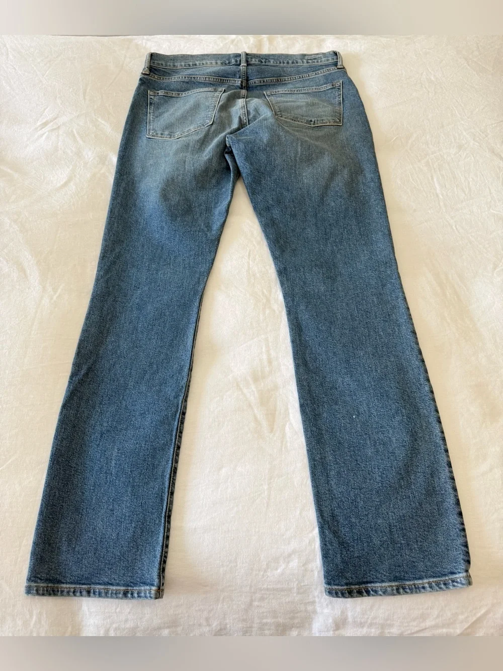 J.Crew | Men's 34x31 | Medium Wash Blue 770 Straight Fit Denim Jeans | Stretch